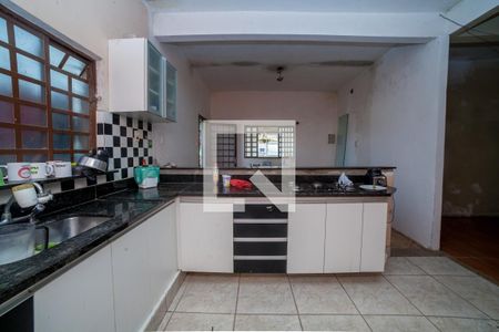 Casa à venda com 140m², 5 quartos e 1 vaga
