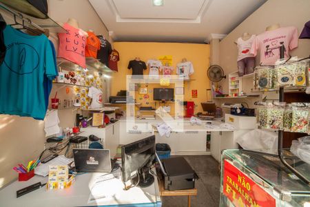 Casa à venda com 140m², 5 quartos e 1 vaga