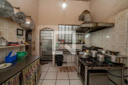 Casa à venda com 140m², 5 quartos e 1 vaga