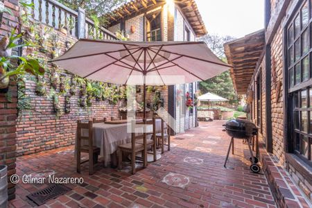 Casa de condomínio à venda com 475m², 5 quartos e 6 vagas
