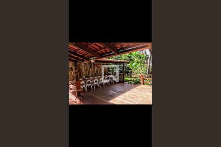 Casa de condomínio à venda com 398m², 4 quartos e 8 vagas