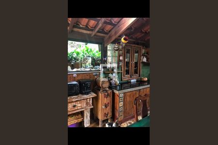 Casa de condomínio à venda com 398m², 4 quartos e 8 vagas