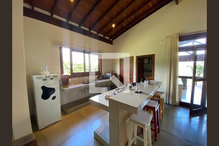 Casa de condomínio à venda com 266m², 3 quartos e 4 vagas