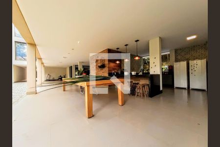 Casa de condomínio à venda com 900m², 5 quartos e 6 vagas