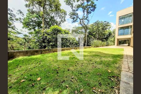 Casa de condomínio à venda com 900m², 5 quartos e 6 vagas