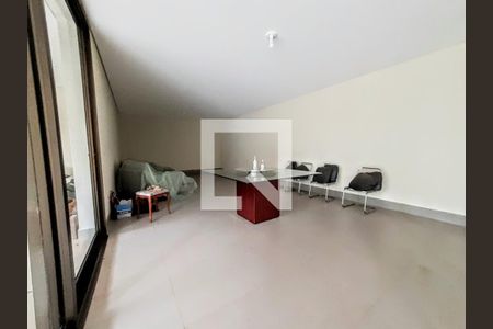 Casa de condomínio à venda com 900m², 5 quartos e 6 vagas