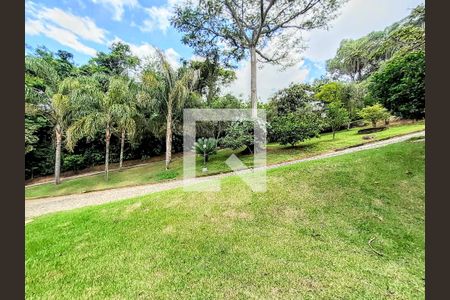 Casa de condomínio à venda com 900m², 5 quartos e 6 vagas