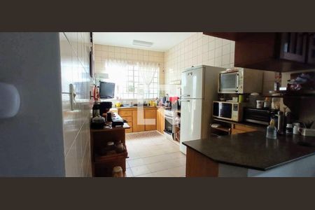 Casa à venda com 450m², 4 quartos e 5 vagas