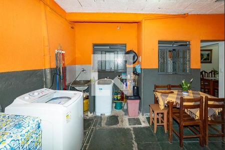 Casa à venda com 600m², 4 quartos e sem vagaCasa 2 Área de Serviço