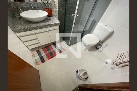 Casa à venda com 600m², 4 quartos e sem vagaBanheiro