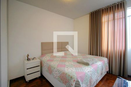 Apartamento à venda com 102m², 3 quartos e 1 vagaQuarto 2