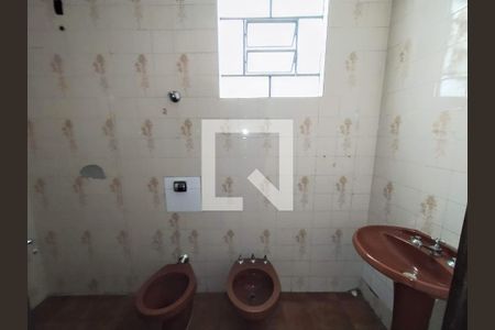 Casa à venda com 260m², 4 quartos e 3 vagas