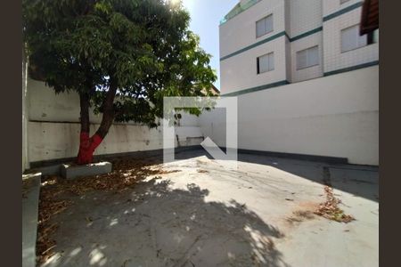Casa à venda com 260m², 4 quartos e 3 vagas