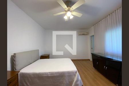 Casa para alugar com 358m², 4 quartos e 4 vagas