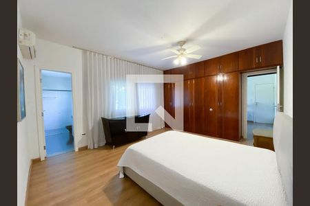 Casa para alugar com 358m², 4 quartos e 4 vagas