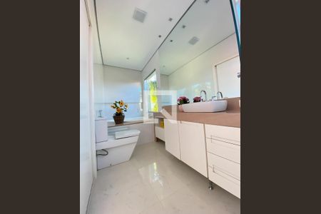 Casa para alugar com 358m², 4 quartos e 4 vagas