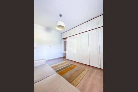 Casa para alugar com 358m², 4 quartos e 4 vagas