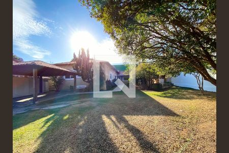 Casa para alugar com 358m², 4 quartos e 4 vagas