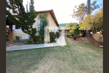 Casa para alugar com 358m², 4 quartos e 4 vagas