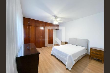 Casa para alugar com 358m², 4 quartos e 4 vagas