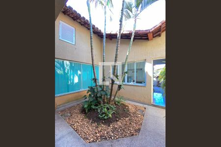 Casa para alugar com 358m², 4 quartos e 4 vagas