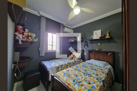 Casa à venda com 200m², 3 quartos e 4 vagas