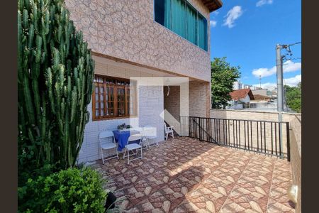 Casa à venda com 200m², 3 quartos e 4 vagas