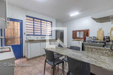 Casa à venda com 495m², 5 quartos e 5 vagas