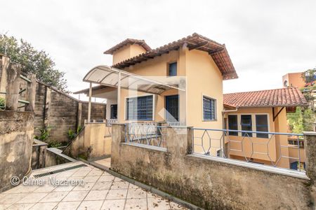 Casa à venda com 495m², 5 quartos e 5 vagas