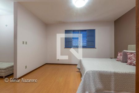 Casa à venda com 495m², 5 quartos e 5 vagas
