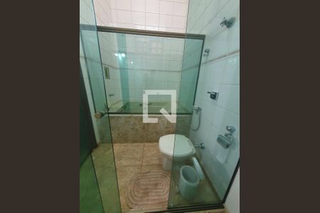 Casa de condomínio à venda com 250m², 3 quartos e 10 vagas