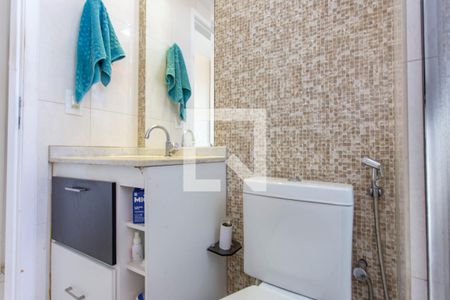 Apartamento à venda com 90m², 3 quartos e 2 vagas Apartamento à venda com 90m², 3 quartos e 2 vagasBanheiro da Suíte