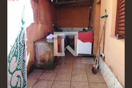 Casa à venda com 271m², 4 quartos e 4 vagas