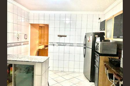 Casa à venda com 4 quartos, 211m² em Jaqueline, Belo Horizonte