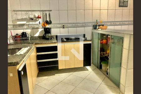 Casa à venda com 4 quartos, 211m² em Jaqueline, Belo Horizonte