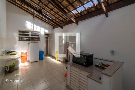 Casa à venda com 360m², 4 quartos e 4 vagas