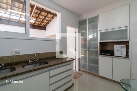 Casa à venda com 360m², 4 quartos e 4 vagas