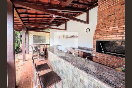 Casa de condomínio à venda com 474m², 4 quartos e 5 vagas