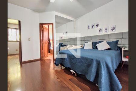 Casa de condomínio à venda com 474m², 4 quartos e 5 vagas