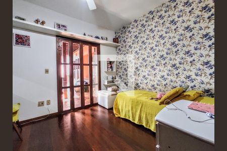 Casa de condomínio à venda com 474m², 4 quartos e 5 vagas