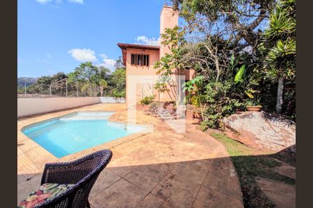 Casa de condomínio à venda com 474m², 4 quartos e 5 vagas
