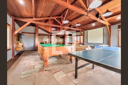 Casa de condomínio à venda com 474m², 4 quartos e 5 vagas