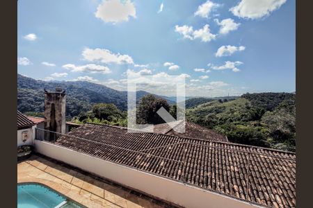 Casa de condomínio à venda com 474m², 4 quartos e 5 vagas