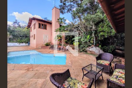 Casa de condomínio à venda com 474m², 4 quartos e 5 vagas