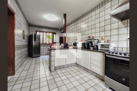 Casa de condomínio à venda com 474m², 4 quartos e 5 vagas