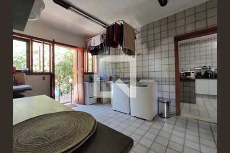 Casa de condomínio à venda com 474m², 4 quartos e 5 vagas