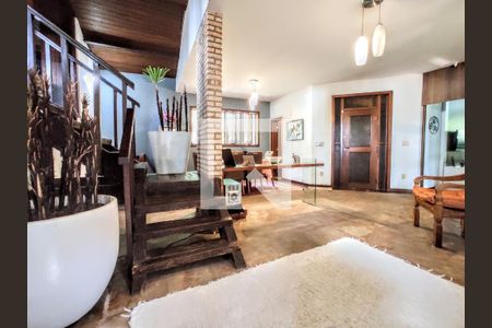 Casa de condomínio à venda com 474m², 4 quartos e 5 vagas