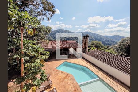 Casa de condomínio à venda com 474m², 4 quartos e 5 vagas