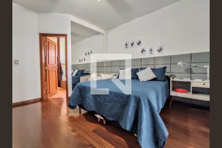 Casa de condomínio à venda com 474m², 4 quartos e 5 vagas