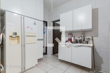 Casa à venda com 270m², 3 quartos e 1 vaga